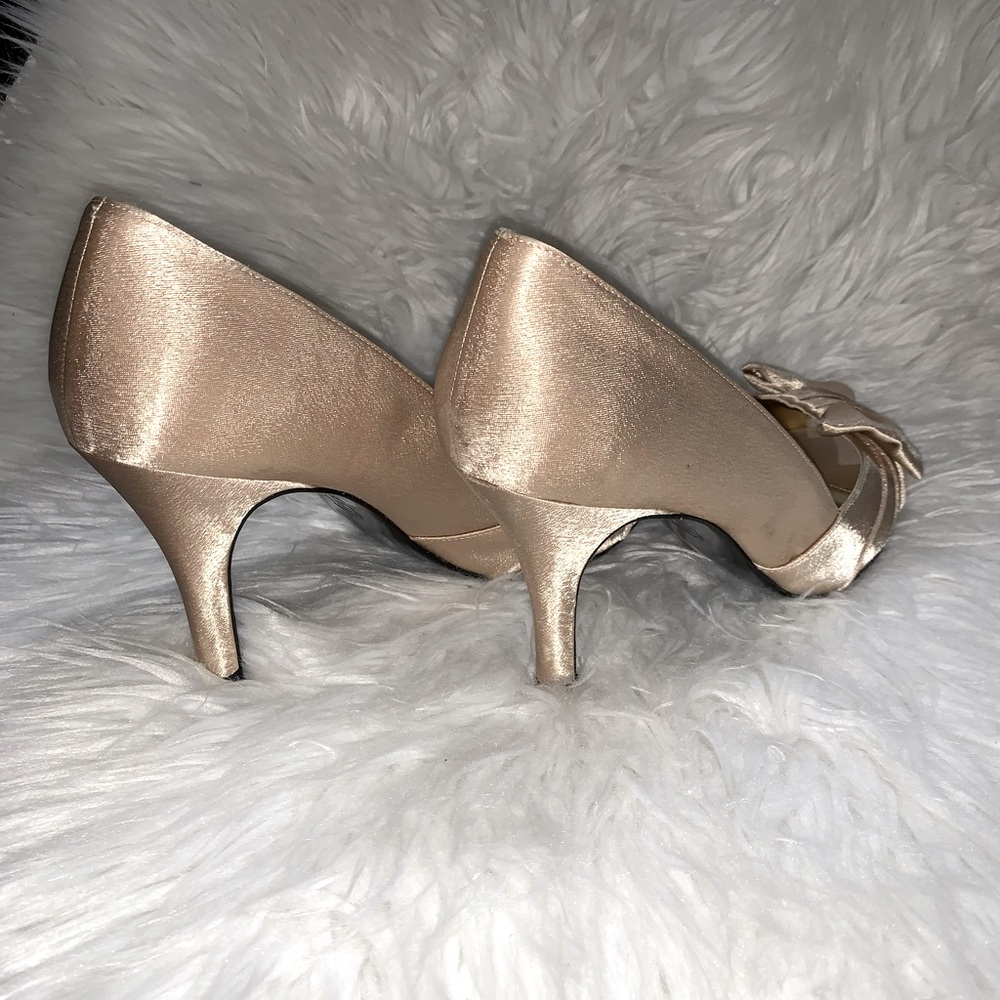 Nina New York Satin heel